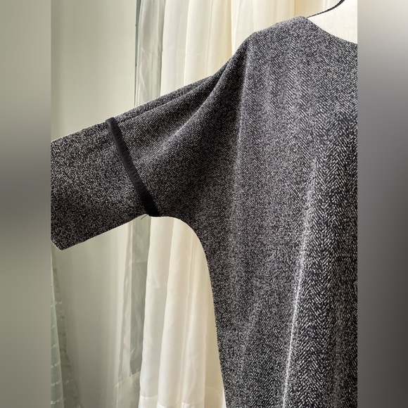 NWOT Max Studio Thick Nice Blouse - Picture 6 of 7